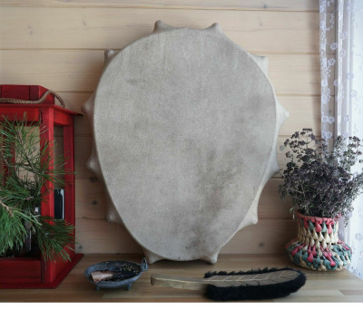 Купить бубен шаманский овальный от хакасского мастера сергея чиркова  диаметр 40 см